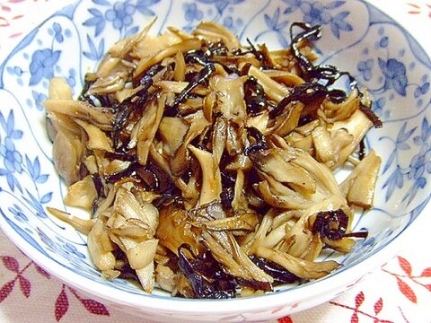 時短で美味しい！舞茸の塩昆布和え